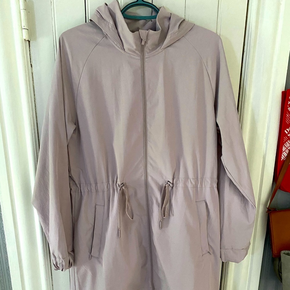 Women’s spring trench coat